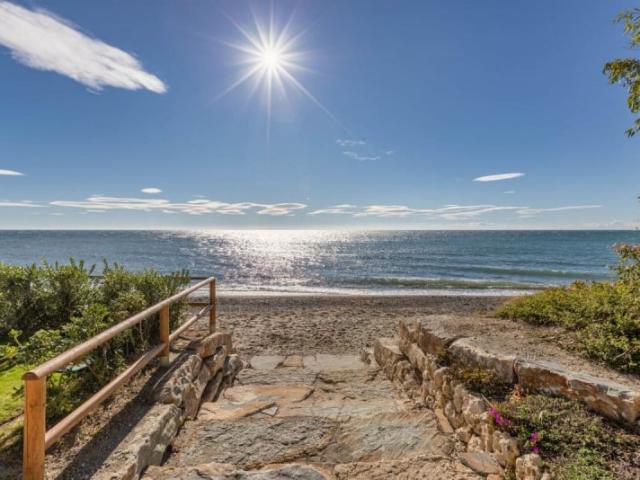 Apartamento en venta Estepona