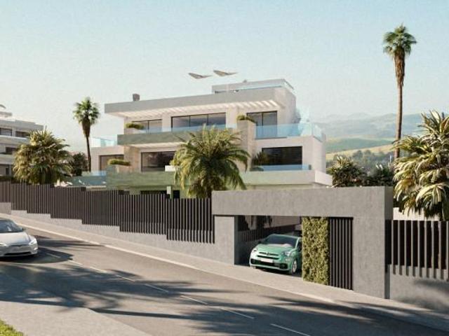 Apartamento en venta Estepona