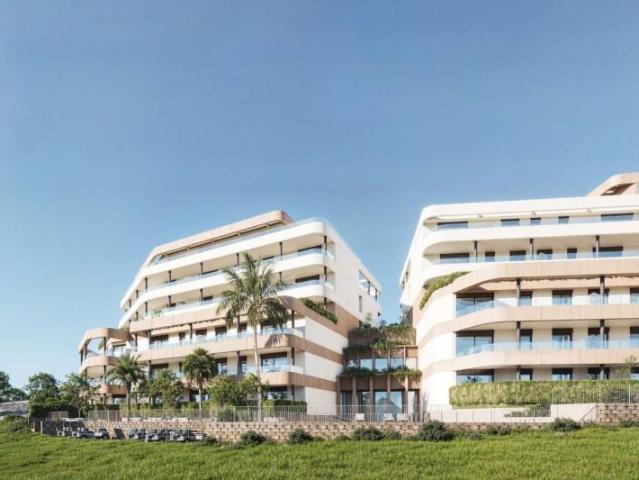 Apartamento en venta Estepona