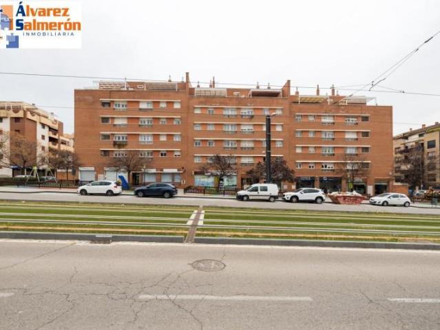 Apartamento en venta Granada