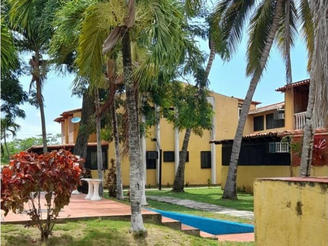 APARTAMENTO EN VENTA HIGUEROTE