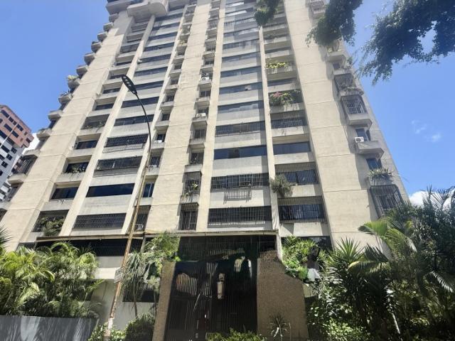 APARTAMENTO EN VENTA | LOMAS DEL AVILA | COCINA REMODELADA lcm
