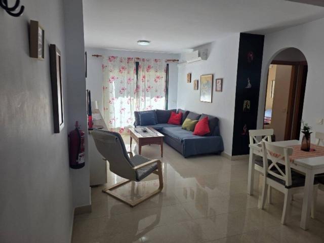 Apartamento en venta Nerja planta baja con 2 dormitorios piscina y a solo 100 metros de la playa