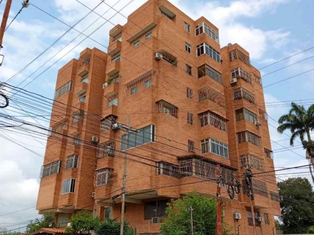 Apartamento en venta Piso Bajo en Res Selene