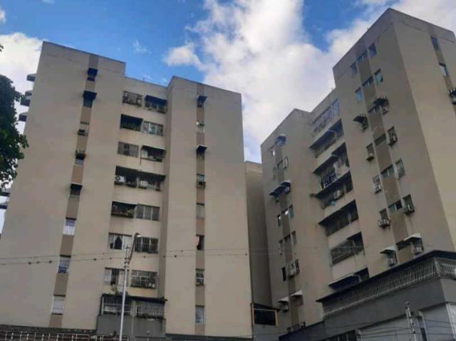 Apartamento en Venta Res. El Campito Casco Central de Charallave