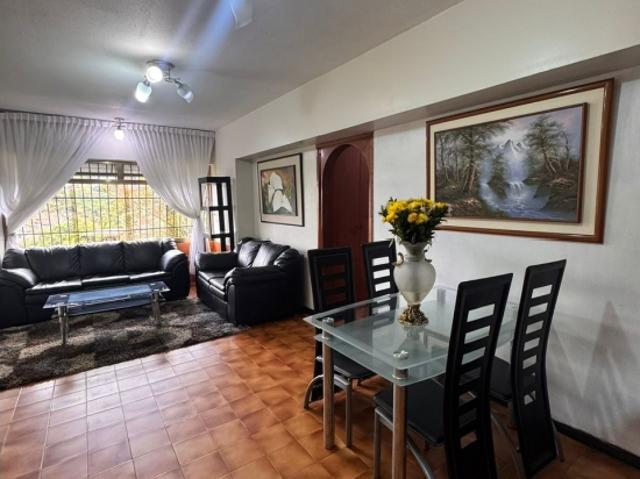 Apartamento en venta Res Los Helechos San Antonio de los Altos