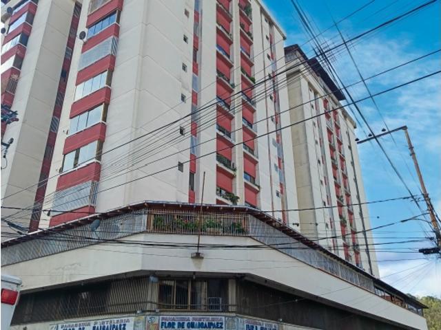 Apartamento en venta Res Páez Plaza Equipado Los Teques AT