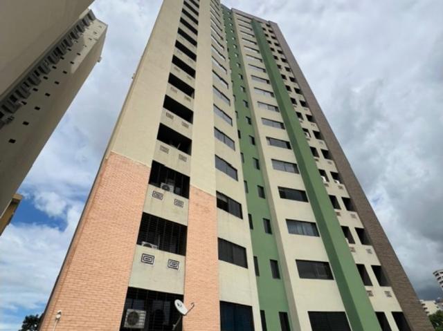 Apartamento en venta Res. Puerto Alegre, Valles de Camoruco, Valencia