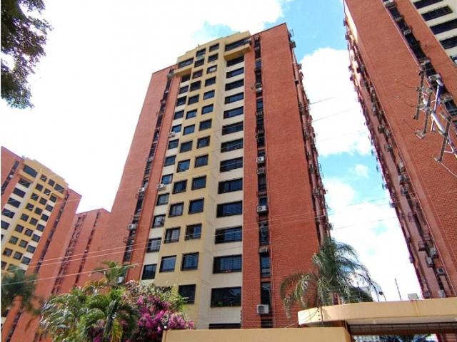 Apartamento en Venta Res Valle Alto, Mañongo, Piscina, pozo