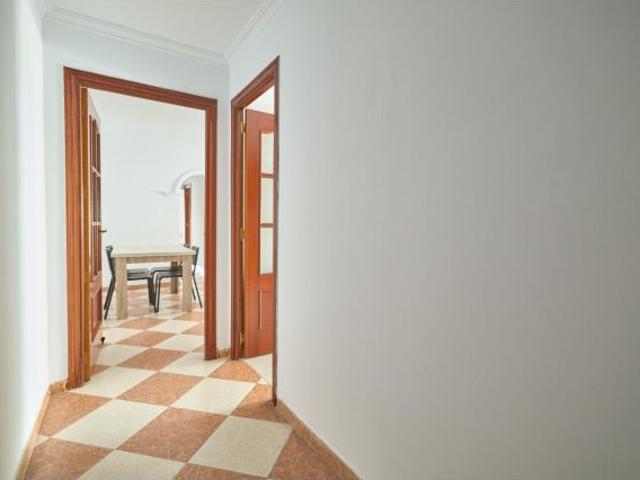 APARTAMENTO EN ALQUILER