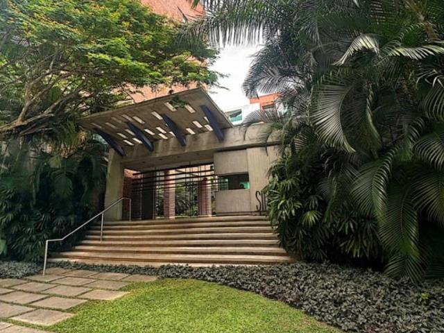 Apartamento en alquiler 131m², campo alegre