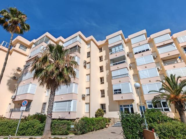 Apartamento en alquiler. TORROX COSTA