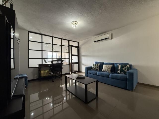 Apartamento en Alquiler Ubicado en Boleíta Norte, Av. Rómulo Gallegos