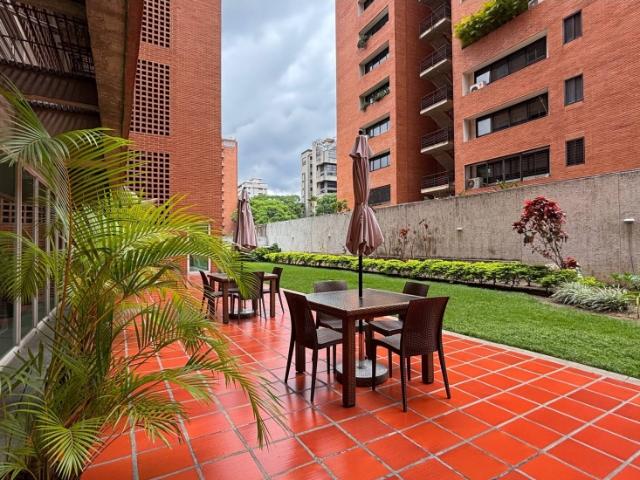 Apartamento en Alquiler Ubicado en El ROSAL