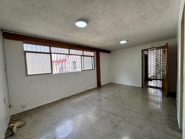 APARTAMENTO EN ALQUILER CARICUAO UD2