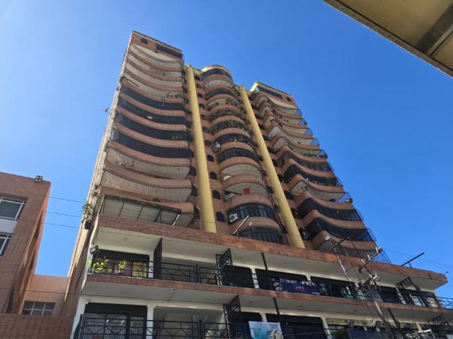 Apartamento en venta Centro de Maracay Av Páez