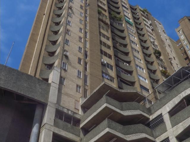 APARTAMENTO EN ALQUILER CENTRO RESIDENCIAL GALERAS EL PARASO