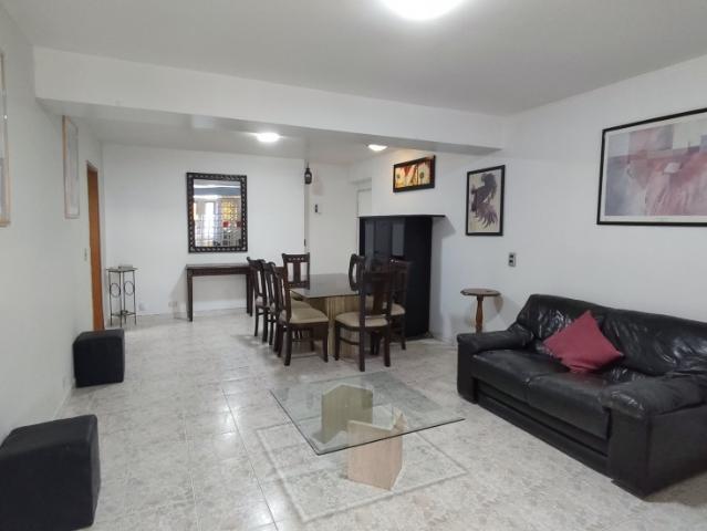 APARTAMENTO EN ALQUILER EL MARQUÉS AV. ROMULO GALLEGOS