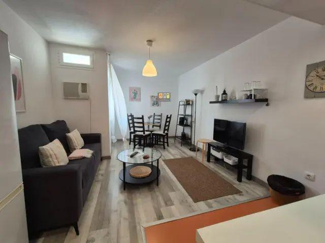Apartamento en alquiler en 2A Linea