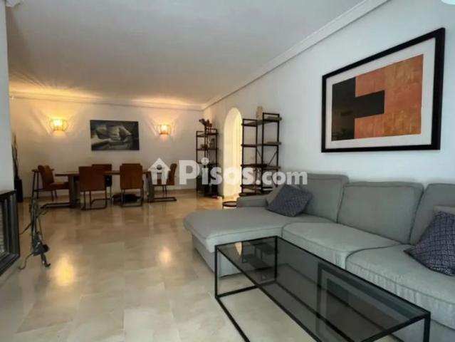 Apartamento en alquiler en Torrequebrada