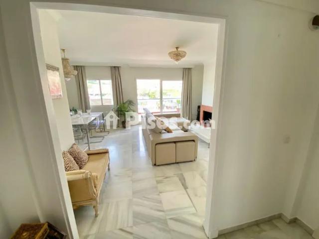 Apartamento en alquiler en Torrequebrada