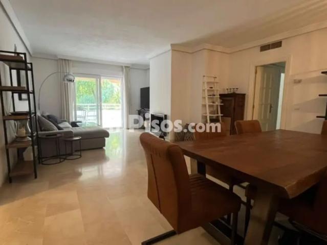 Apartamento en alquiler en Torrequebrada