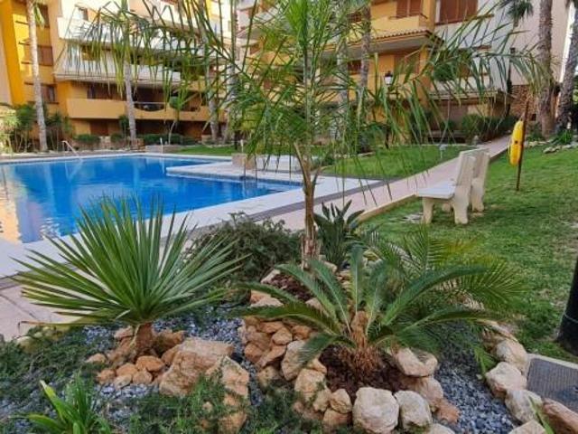 Apartamento en alquiler en Torrevieja, Punta prima