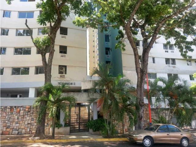 Apartamento en Alquiler en Urb. El Parral, Valencia. MT 9862348