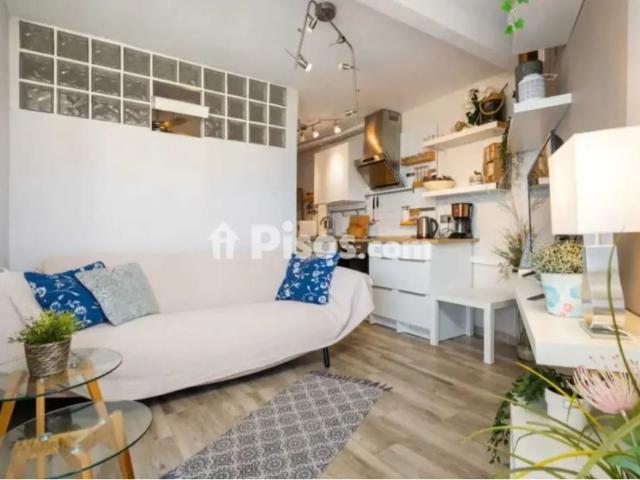 Apartamento en alquiler en Urbanización Alcántara, 1
