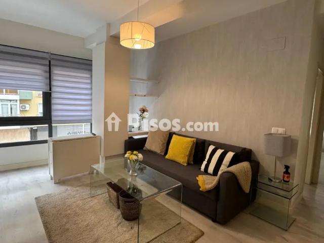 Apartamento en alquiler en Vialia