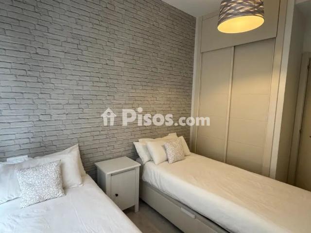 Apartamento en alquiler en Vialia