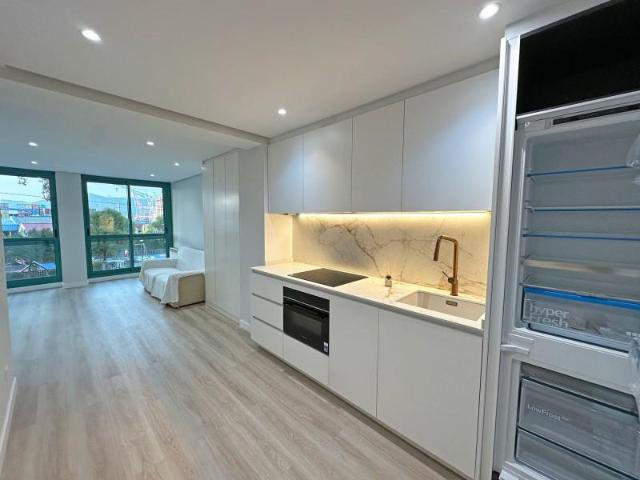 Apartamento en alquiler en Vigo, Areal
