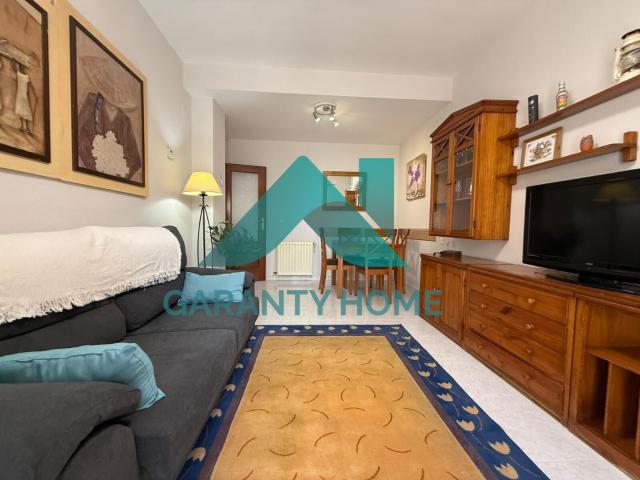 ¡APARTAMENTO EN ALQUILER EN ZONA COLÓN, CÁCERES CON GARAJE! ✨
