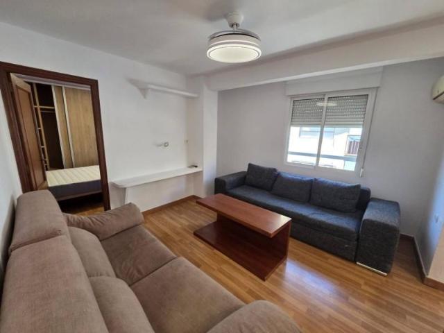 Apartamento en alquiler en Alicante, Carolinas