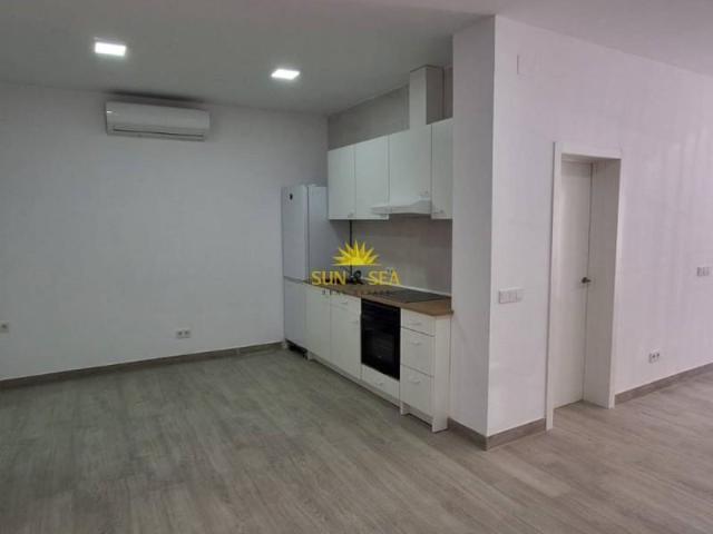 Apartamento en alquiler en Alicante, Centro