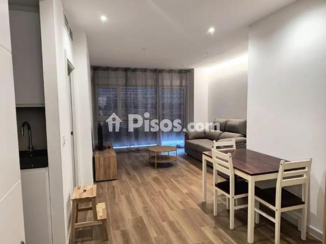 Apartamento en alquiler en Avda. Elvas