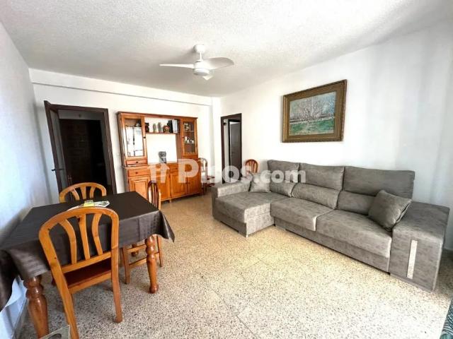 Apartamento en alquiler en Avenida del Papa Luna, cerca de Avenida de Navarra