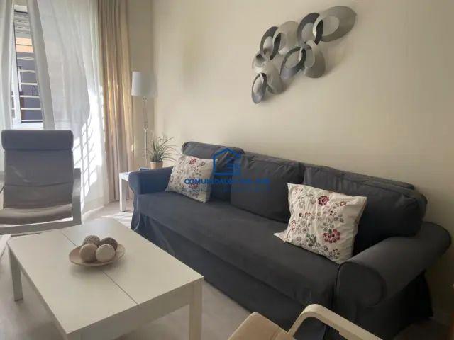 Apartamento en alquiler en Avenida