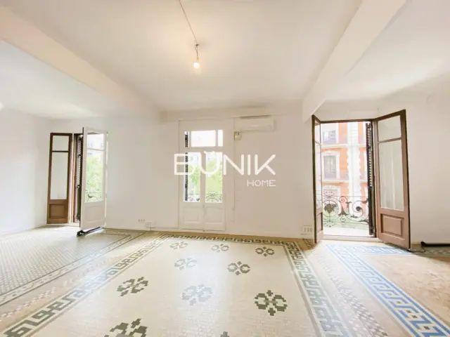 Apartamento en alquiler en Avinguda Diagonal, cerca de Carrer de Casanova