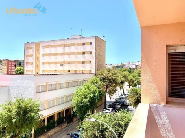 Apartamento en alquiler en Badajoz, Sta. Marina