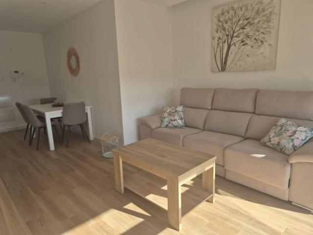 Apartamento en alquiler en Badajoz, Urb. Guadiana Avda. Elva