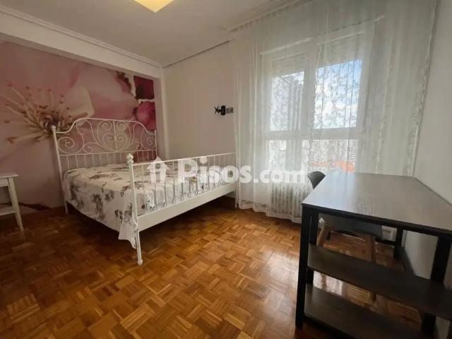 Apartamento en alquiler en Barañáin Barañain