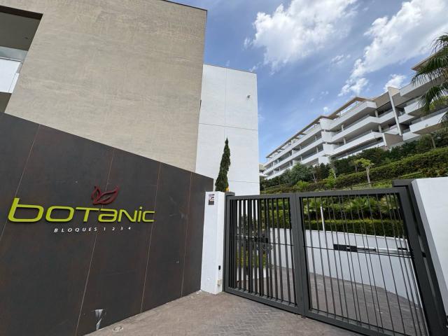 Apartamento en alquiler en Benahavís