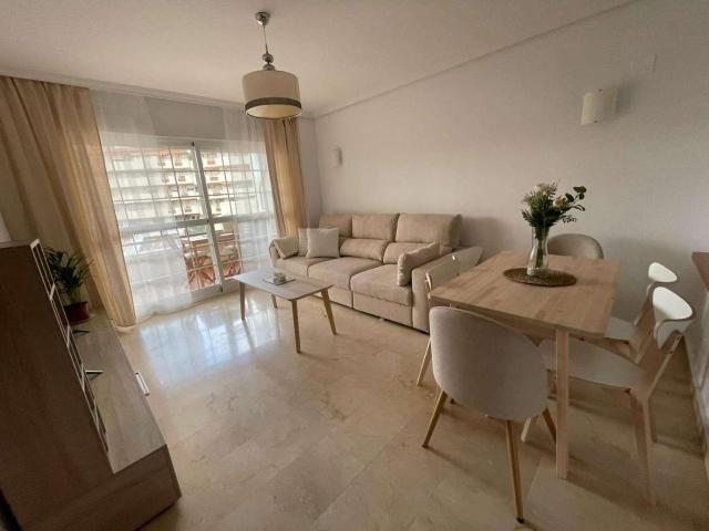 Apartamento en alquiler en Benalmádena Málaga