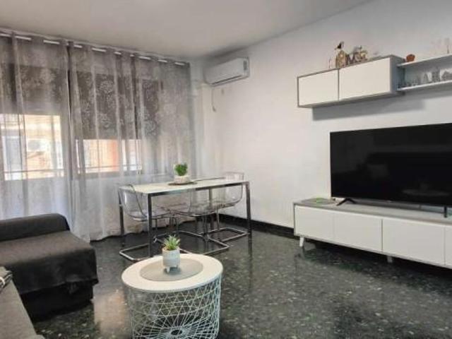 Apartamento en alquiler en Benimamet