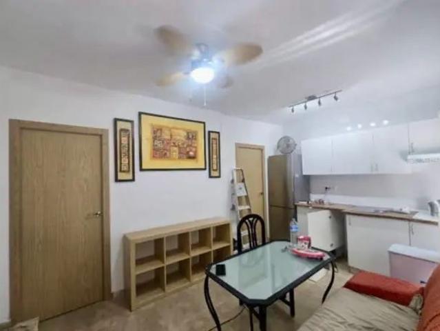 Apartamento en alquiler en Campo de La Verdad Miraflores Sector Sur