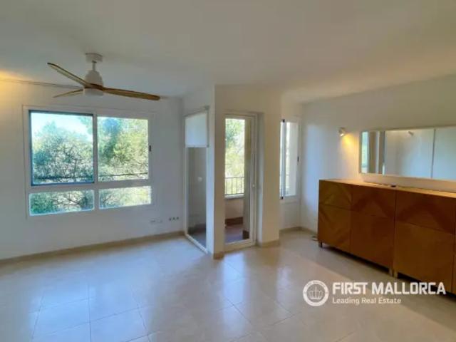 Apartamento en alquiler en Cala Llombards