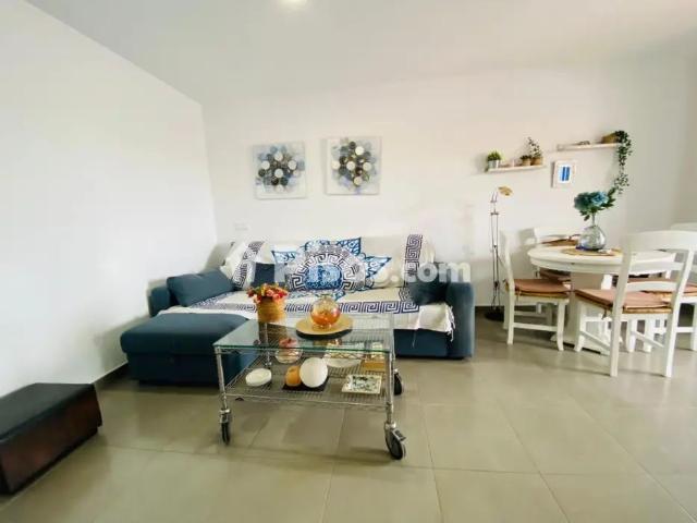 Apartamento en alquiler en Calarreona Las Lomas