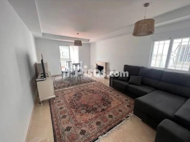Apartamento en alquiler en Calle Urbanizacion Aloha Park, Número 2