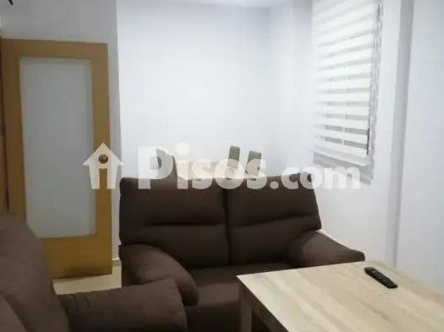 Apartamento en alquiler en Calle Centro Villanueva de La Serena, Número 0